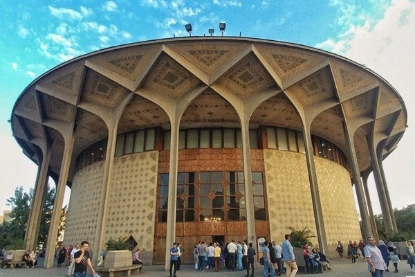 تئاتر  گفتمان شنبه ها   محمدرضا خاکی   تالار قشقایی  تئاتر شهر  خیاط    اسلاومیر مروژک