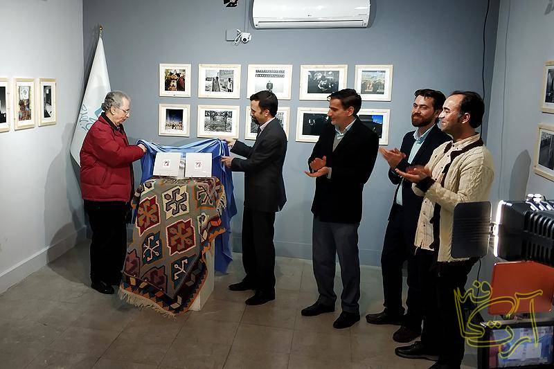 هنرهای تجسمی جشنواره عکس تلفن همراه  هشت  فرهنگسرای ارسباران سیف‌الله صمدیان  اسماعیل عباسی   کیارنگ علایی