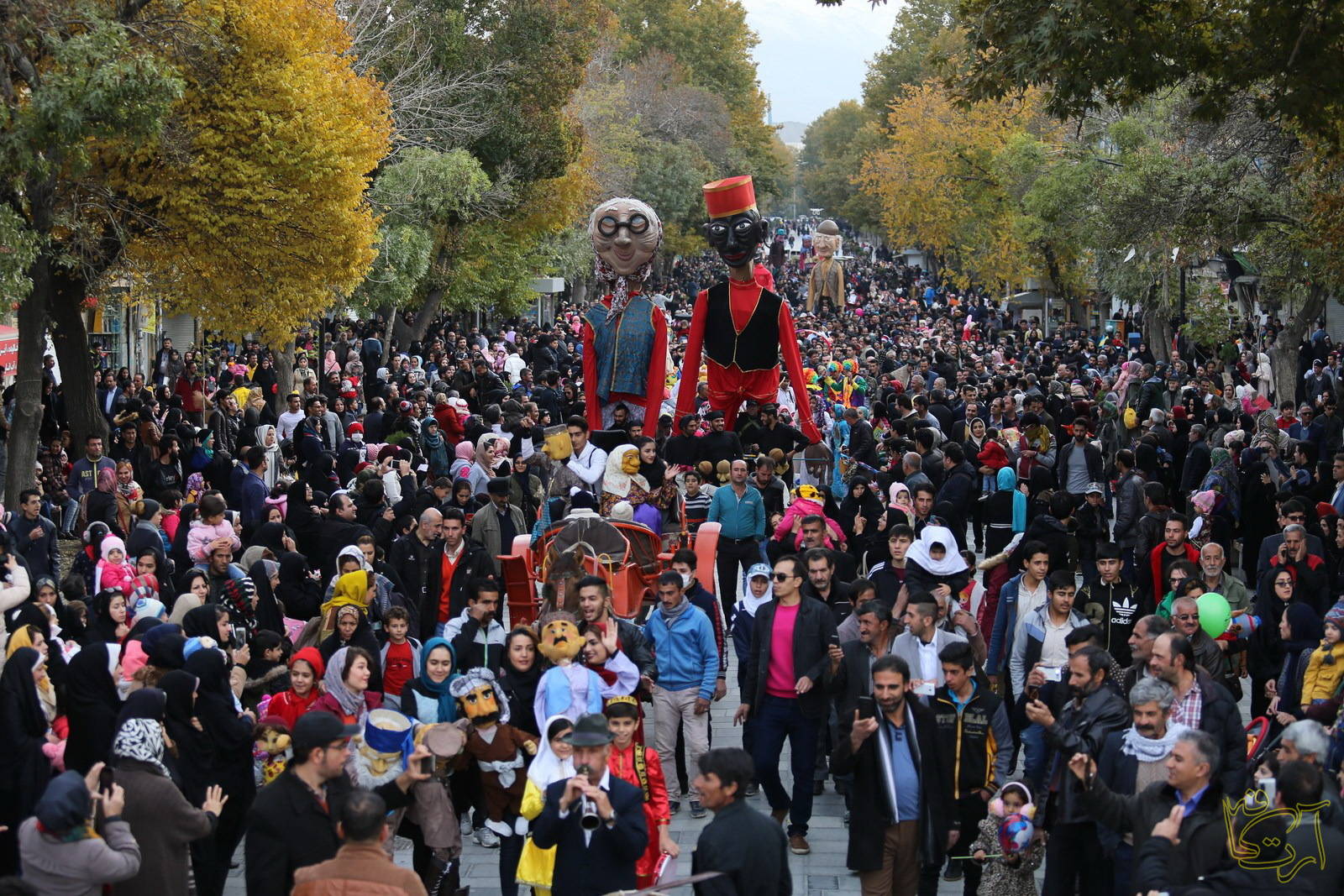 تئاتر جشنواره تئاتر کودک و نوجوان استاد عبادی  مجتمع فرهنگی و هنری بوعلی سینا   اداره کل فرهنگ و ارشاد اسلامی  کانون پرورش فکری کودکان و نوجوانان